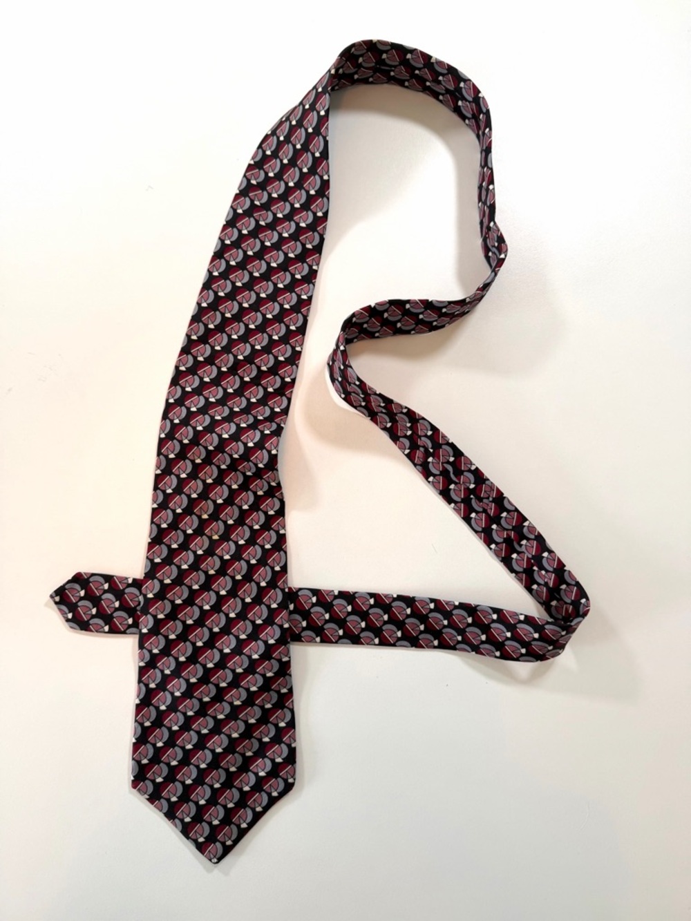 Mario Valentino 100% Italian Silk Men’s Tie Made in USA Geometric Circle Pattern